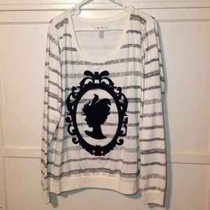 Bundle sweater and pink tank for ginger.