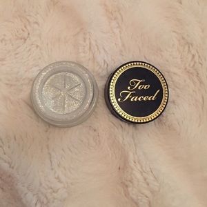Too Faced Glamour Dust Blue Angel