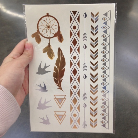 JEWLERY TEMPORARY TATTOOS