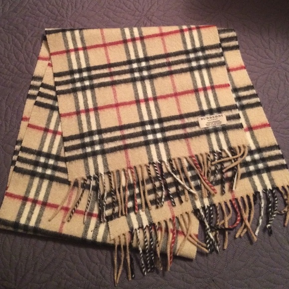 Sold 🎉 Burberry Unisex Cashmere Scarf