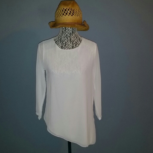 Tops - Beautiful white blouse