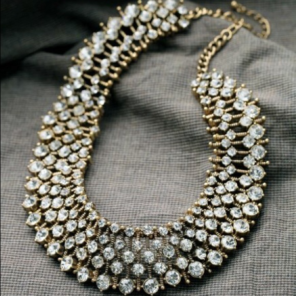 Classic Refinement Style Crystal Fashion Necklace - Picture 2 of 4