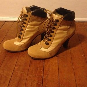Steve Madden stylish boots