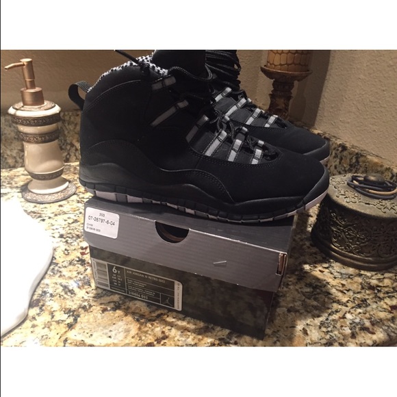 Jordan Retro 10's Stealth