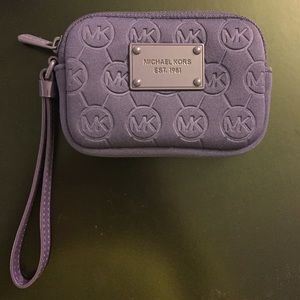 New Michael Kors Wristlet👛