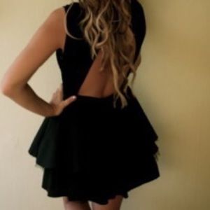 Backless ruffled dress