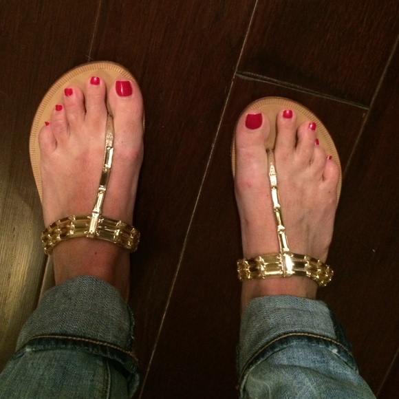 SOLD!!!!!! Authentic Vera wang sandal