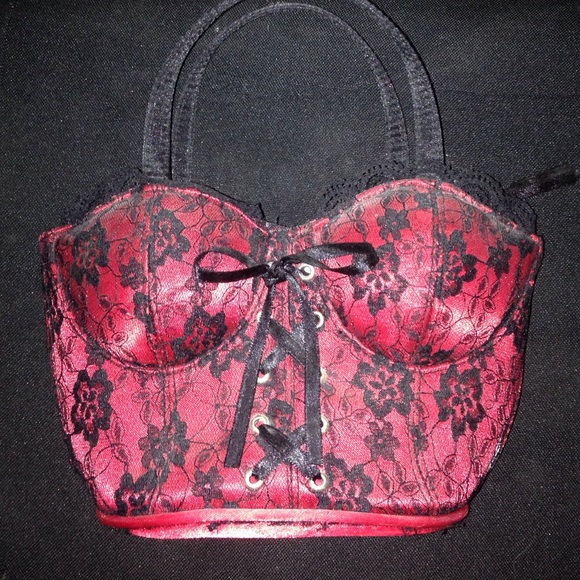 Decorative red bra-let purse