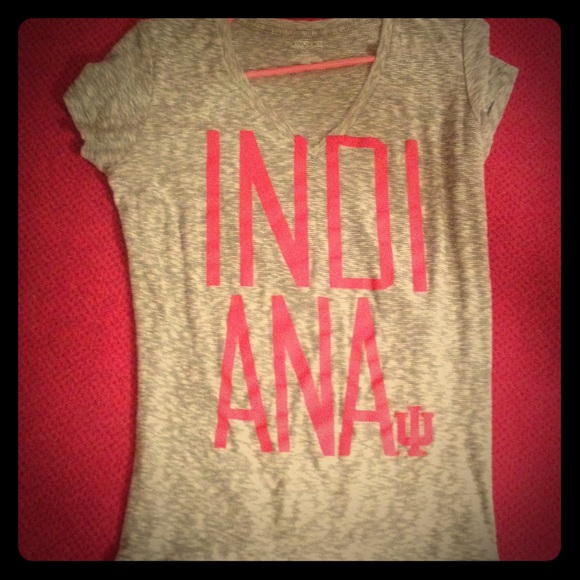 IU Tee!