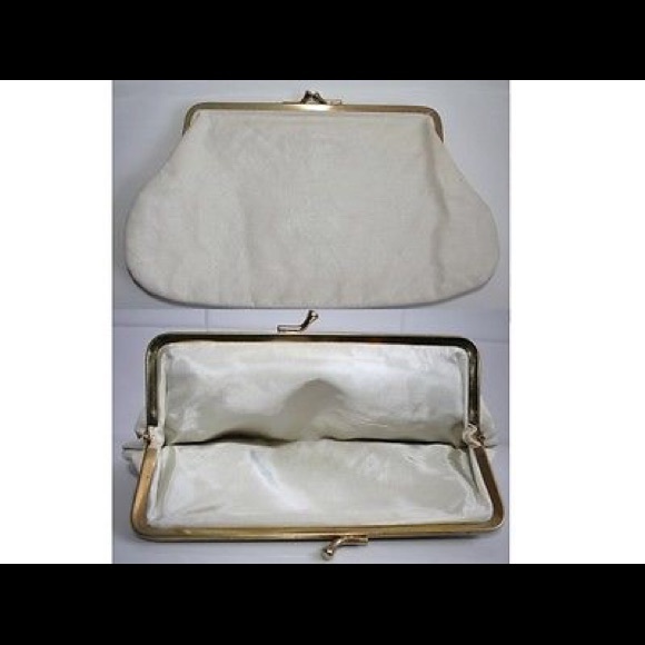 Vintage Cream leather Clutch