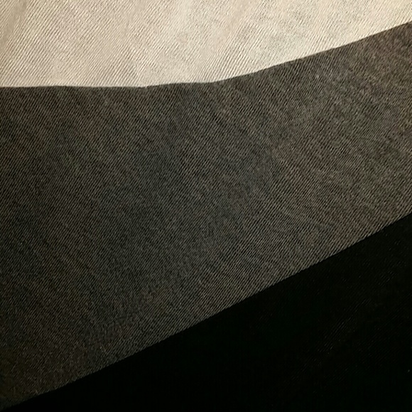 Sweater - Picture 4 of 4