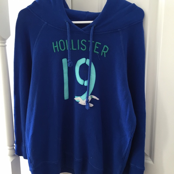 hollister sweatshirt 💋