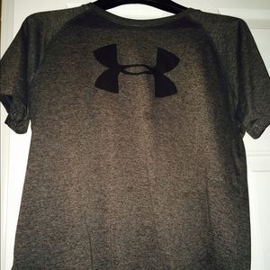 Under armor shirt
