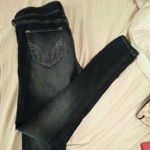 Hollister Dark Wash Jean's , Size 3
