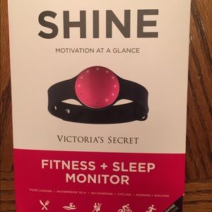 Reserved!! Victoria's Secret SHINE Misfit