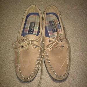 Women's Sperrys in Camel/Tan
