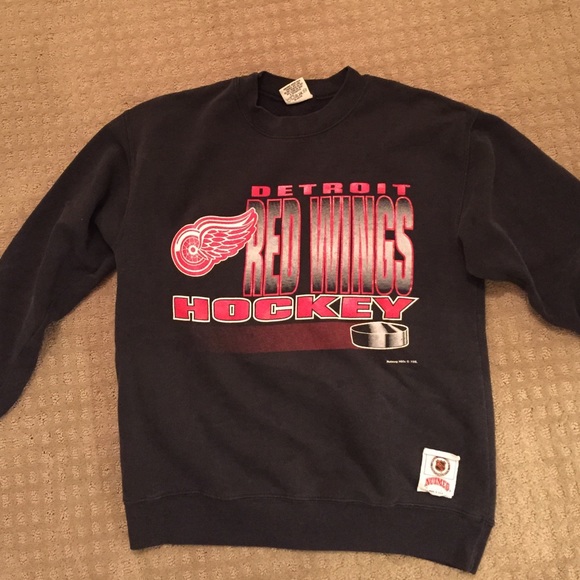 Red Wings sweatshirt