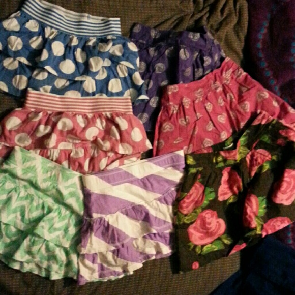 Girls bundle 7 skirts or $3 each