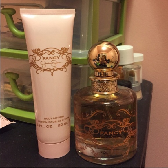 💋New Jessica Simpson💋