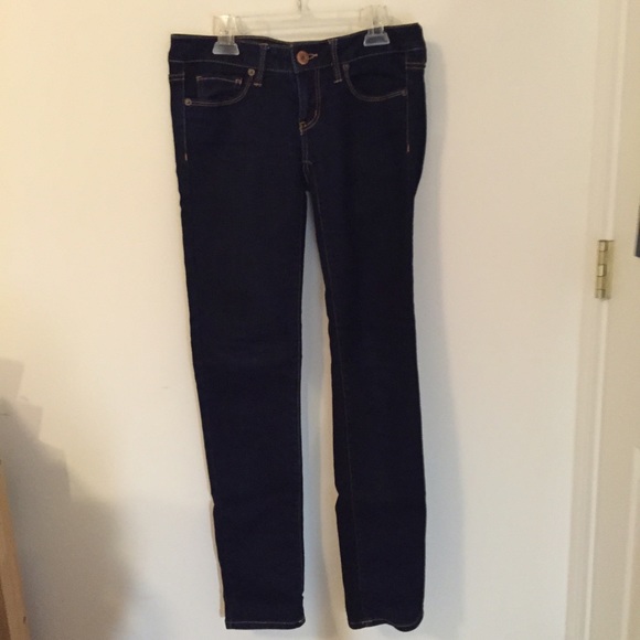 ❌SOLD❌ AE Skinny Jeans