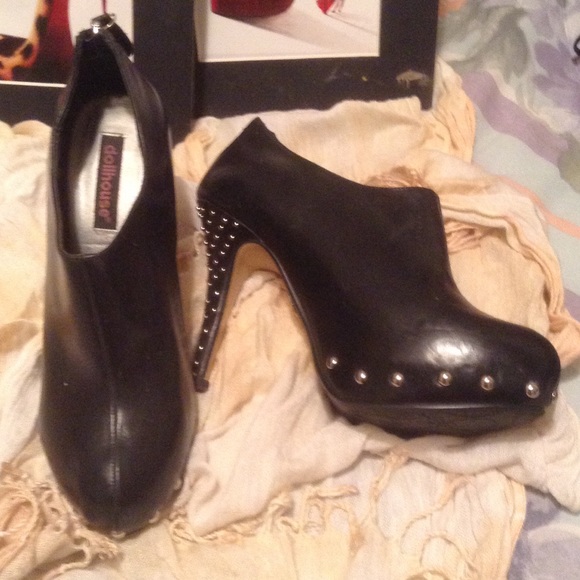 Dollhouse Shoes - 😜DOLLHOUSE😜