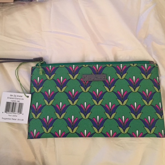 Brand new Vera Bradley slim zip wristlet