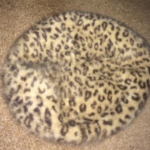Fluffy Cheetah French Beret