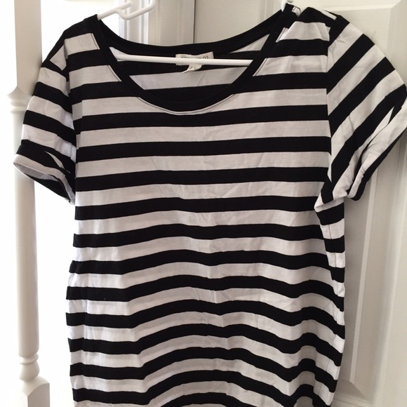 black and white striped shirt 💋