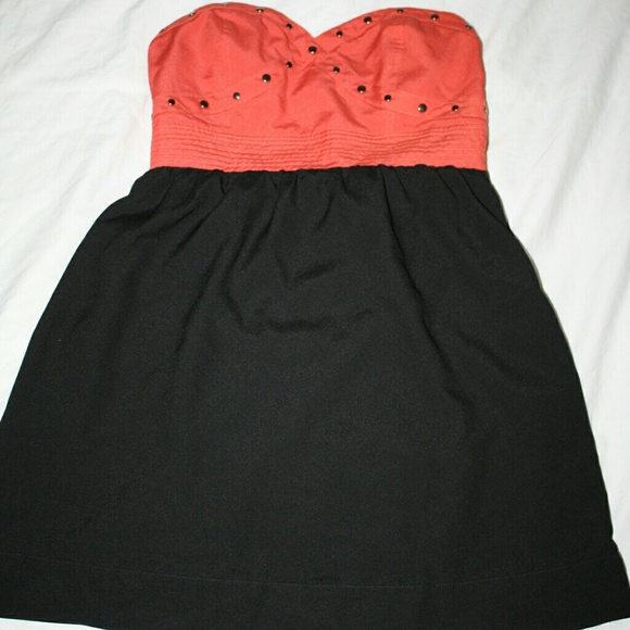 2b Bebe Strapless coral dress REDUCED PRICE!