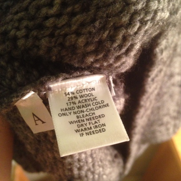 Grey half-sleeved wool sweater - Picture 3 of 3