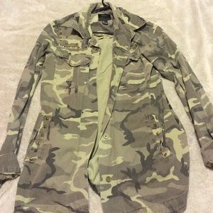 💚💚💚 CAMO STUDDED ARMY JACKET