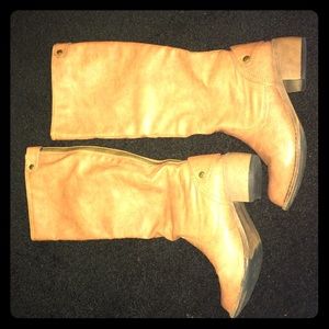 Size 6 rampage boots. Worn about 5 times.