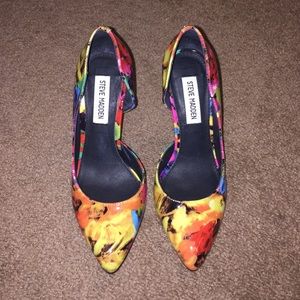 Steve Madden Colorful pumps