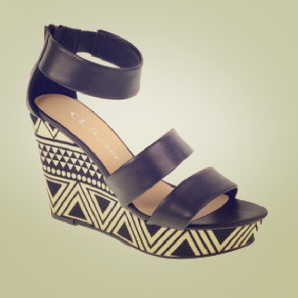 Chinese Laundry Tribal Print Wedges NEVER WORN!