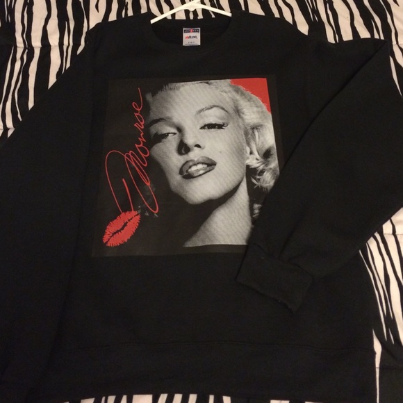 Marilyn Monroe Crewneck - Picture 1 of 3