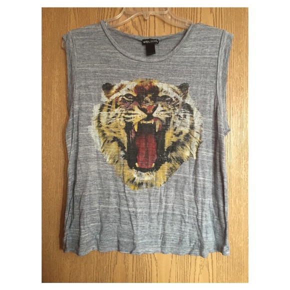 Wet Seal Tops - ☀️ B U N D L E D ☀️ Fierce Tiger Top