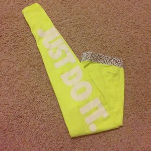 Nike dri-fit extra small leggings