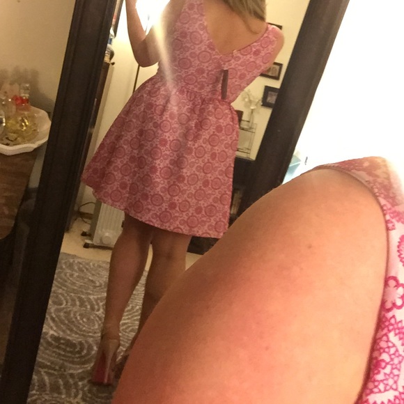 Beautiful pink sun dress - Picture 3 of 4