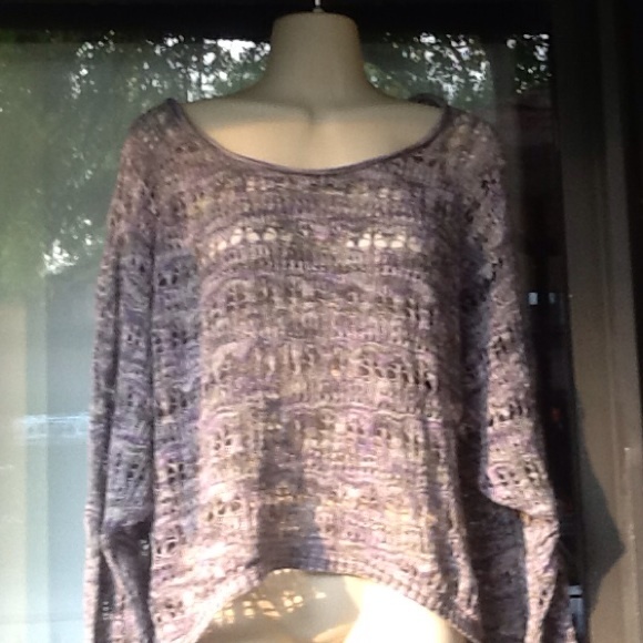 Kensie Sweaters - KENSIE loose knit top/sweater