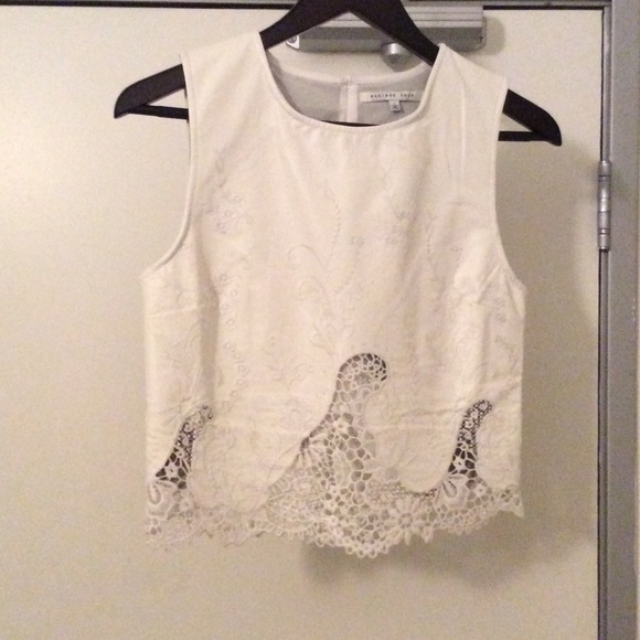 SOLD - ENDLESS ROSE - embroidered lace crop top