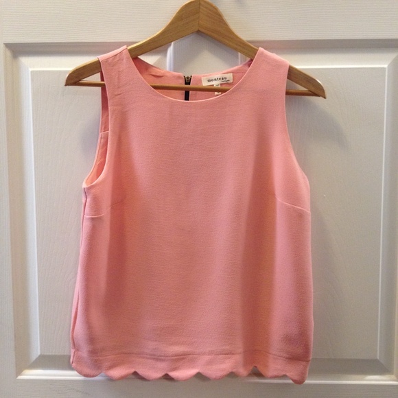 SOLD | PM EDITOR PICK | scalloped sleeveless top | - Picture 3 of 4