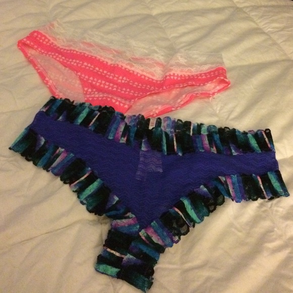 PINK Victoria's Secret Accessories - 💥brand new 2 pairs of Victoria secret underwear