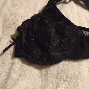 Used size 42D bra