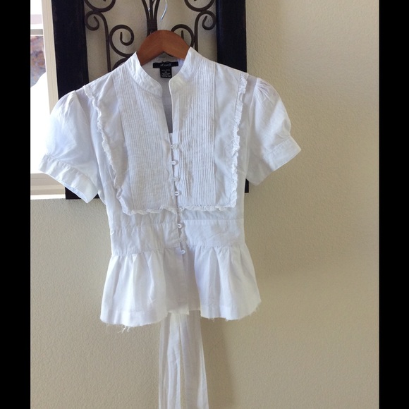 White Blouse - Picture 2 of 4