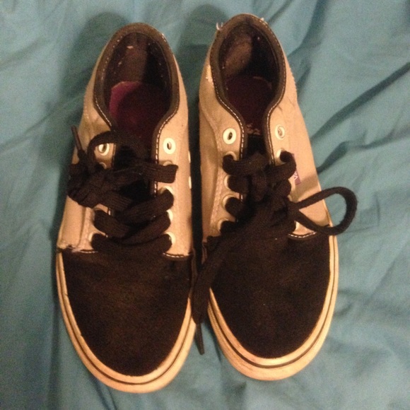 Grey and black vans😁