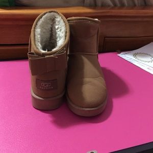 Knock-off UGGS