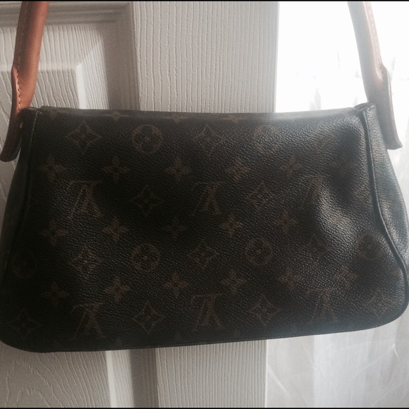 SOLD - Picture 2 of 4