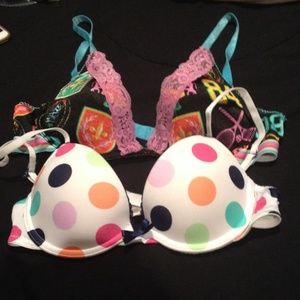 BUNDEL*** Brand new size 32A bras!!