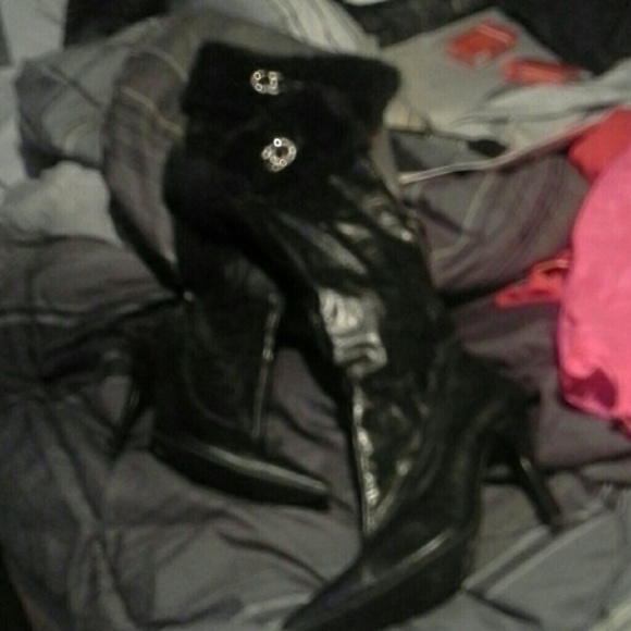 Faux leather knee-length high boots - Picture 4 of 4