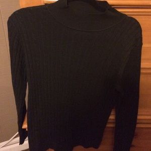 Casual Black Fitting Top